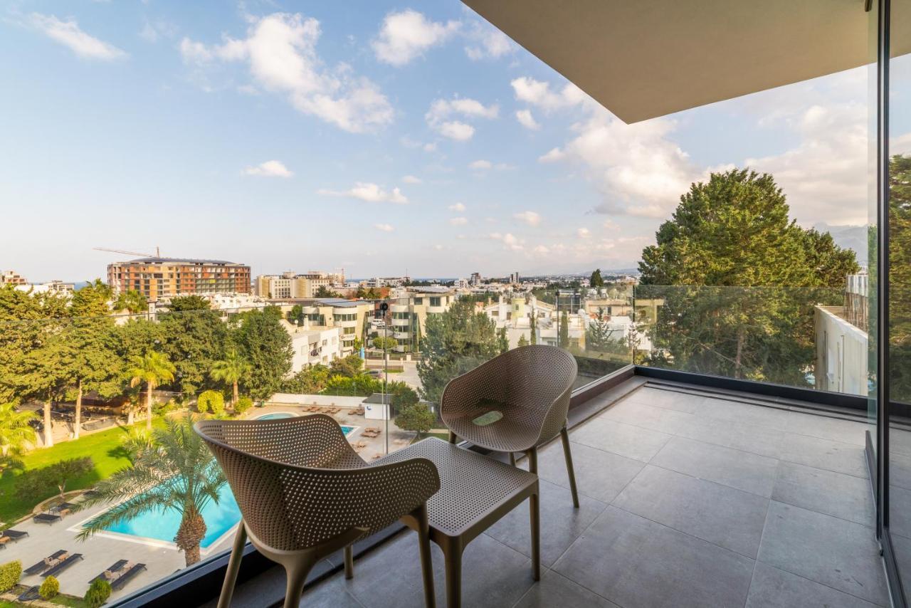 Hotel Pia Bella Kyrenia  Extérieur photo