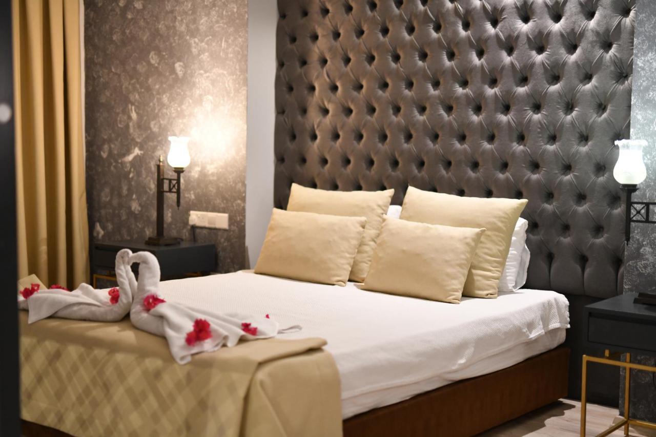 Hotel Pia Bella Kyrenia  Extérieur photo