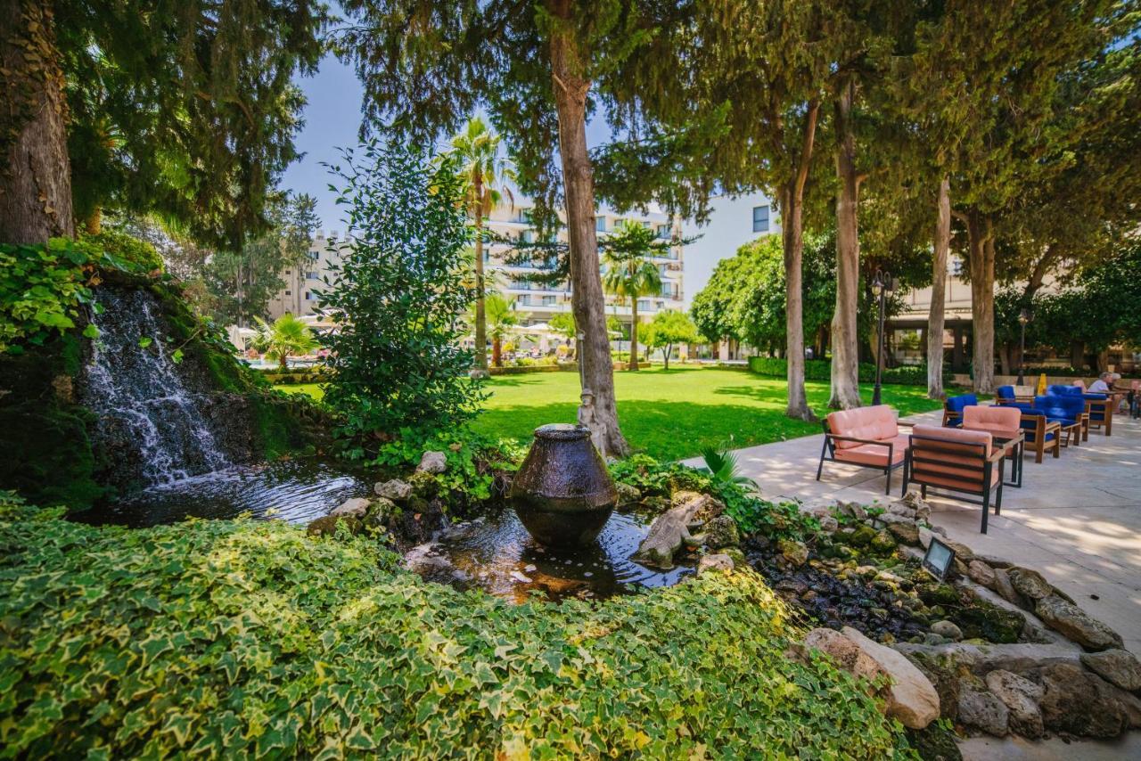 Hotel Pia Bella Kyrenia  Extérieur photo