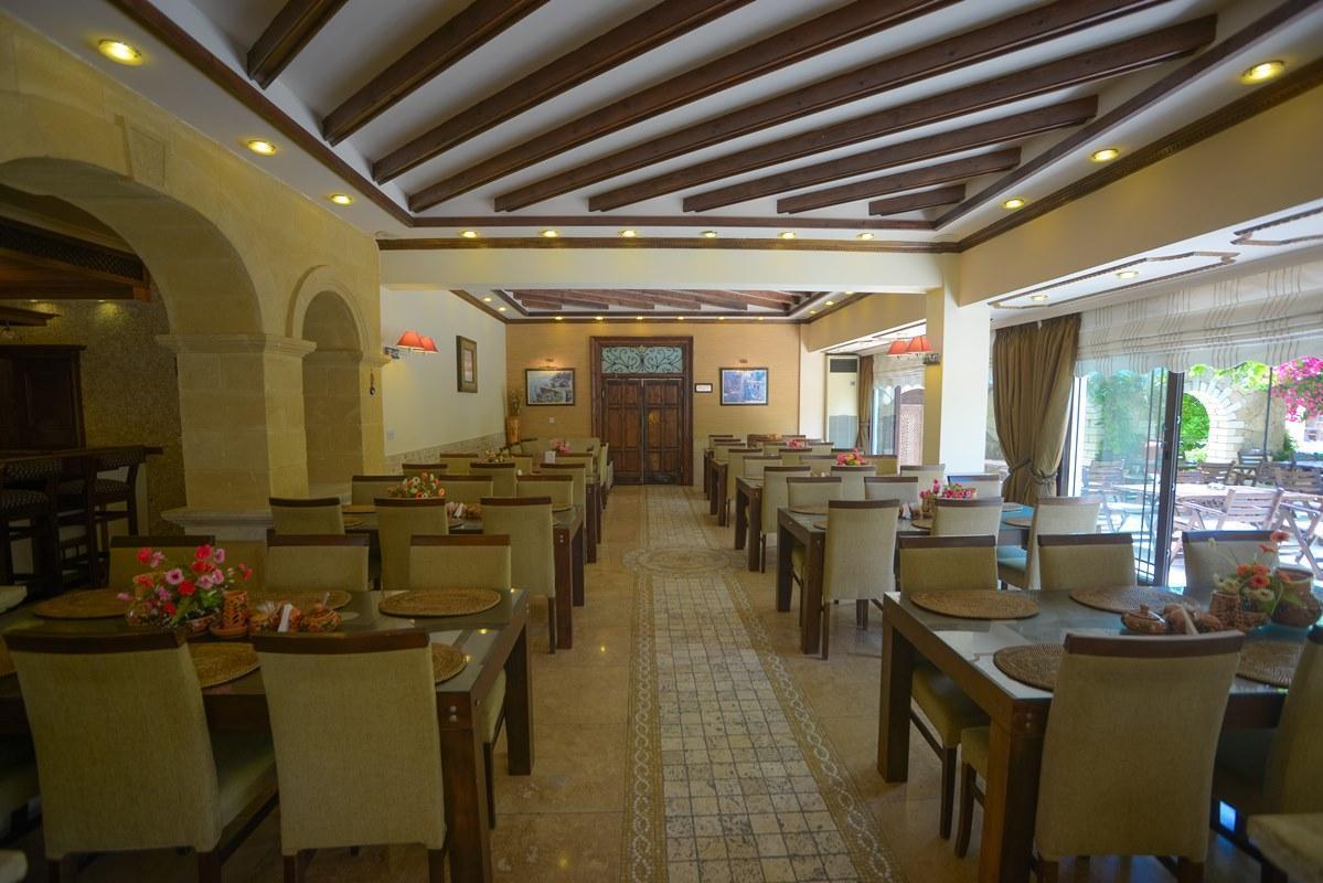 Hotel Pia Bella Kyrenia  Extérieur photo